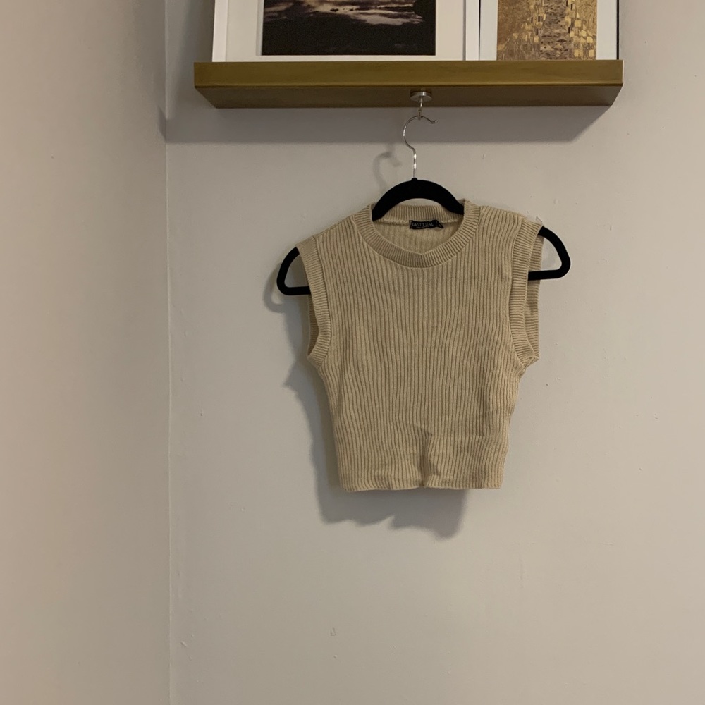 Nasty Gal Tan Cropped Sweater Size M